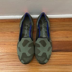 Rothy’s olive camo loafer